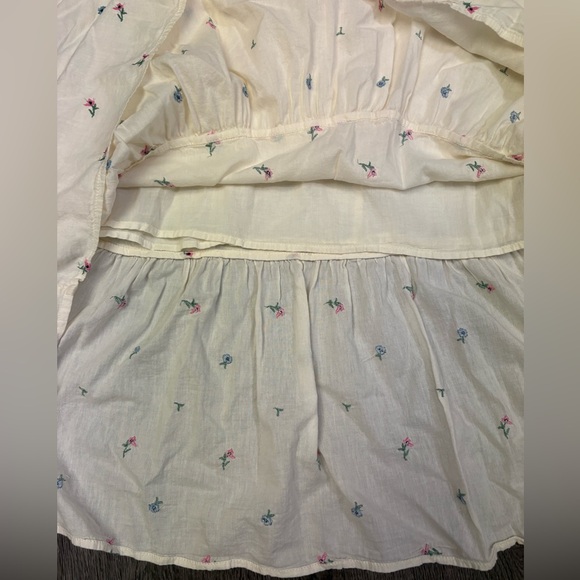 Old Navy Large Maxi Dress Cream Dainty Embroidered Floral Peasant Tiered Pockets - Picture 12 of 14